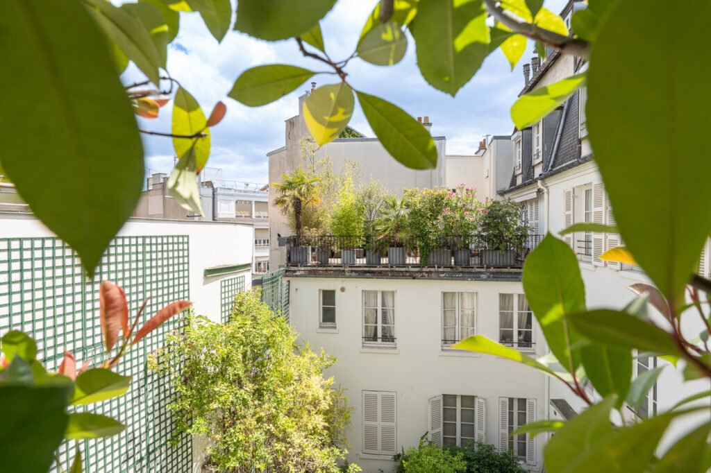 Apartment in Odéon, Paris 6e Arrondissement, Paris 3 - 18935194