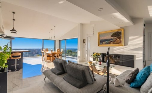 Villa in Gattières, Provence-Alpes-Côte d'Azur, France 1
