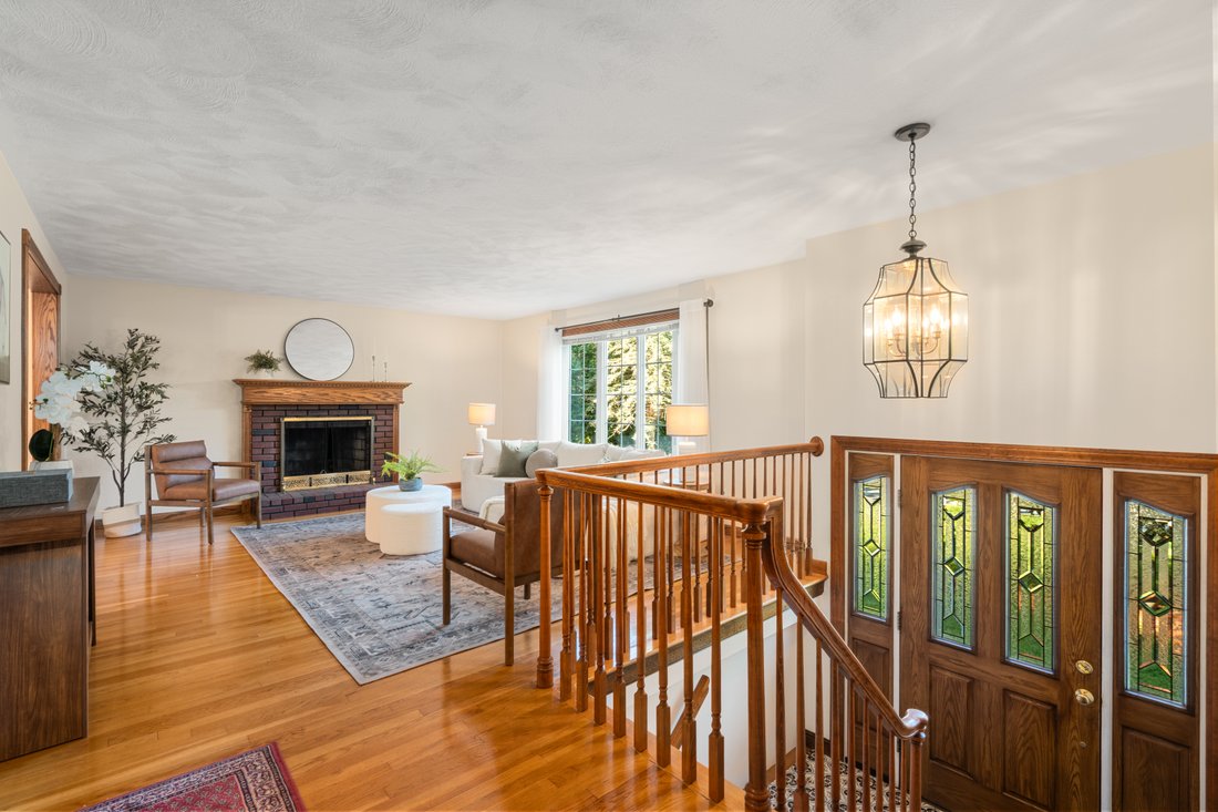 House in Billerica, Massachusetts, United States 3 - 18932125