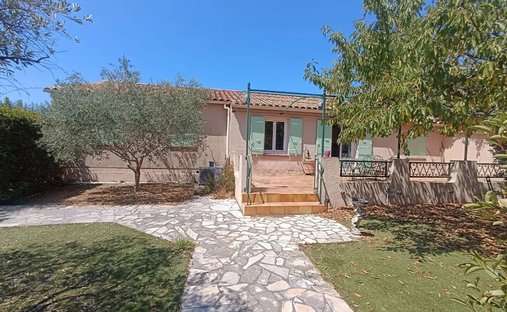 House in La Môle, Provence-Alpes-Côte d'Azur, France 1