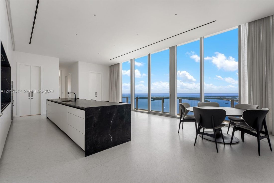 Condo in Miami, Florida, United States 5 - 18932981