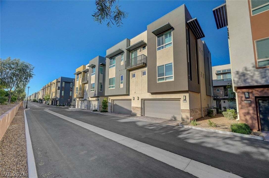 Condo in Las Vegas, Nevada, United States 3 - 18933862