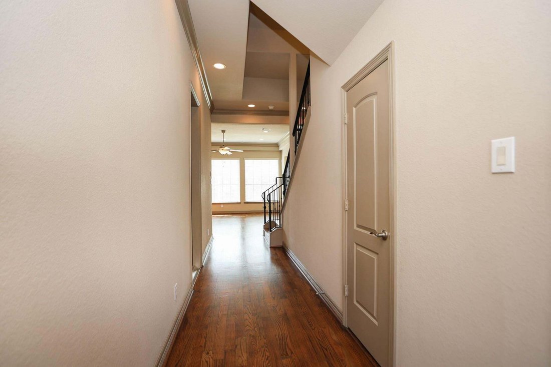House in Houston, Texas, United States 3 - 18935154