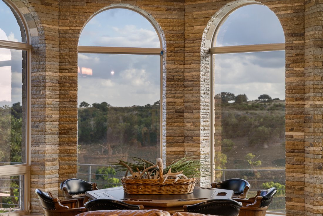 Farm Ranch in Ingram, Texas, United States 3 - 18935326