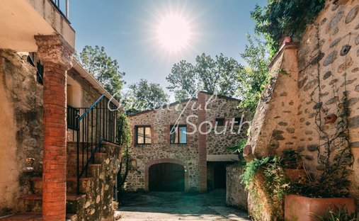 Vives, Occitania, France 1