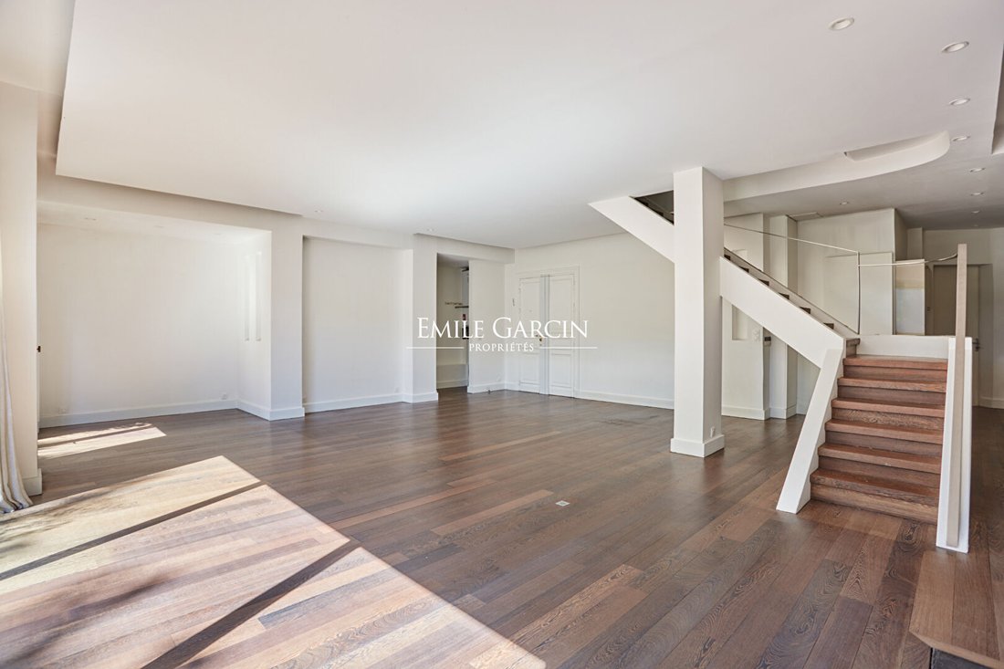 Apartment in La Plaine des Sablons, Neuilly-sur-Seine, France 5 - 18935779