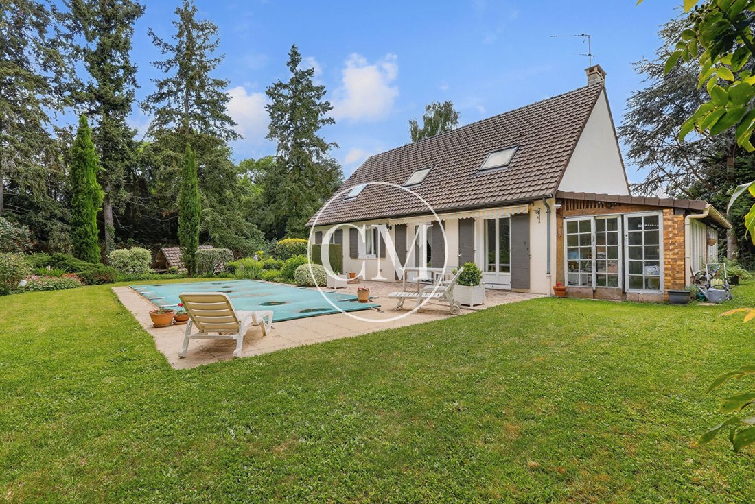 Villa in Sud, Plaisir, France 1 - 18027834