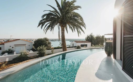 Chalet in Maó / Mahón, Balearic Islands, Spain 1