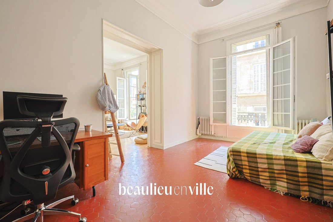 Apartment in Castellane, 6e Arrondissement, Marseille 4 - 18935281