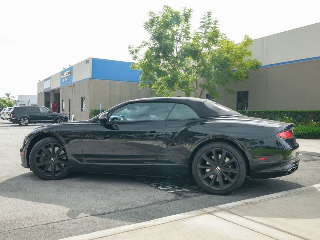 Cabriolet in Costa Mesa, CA, United States 4 - 18911917