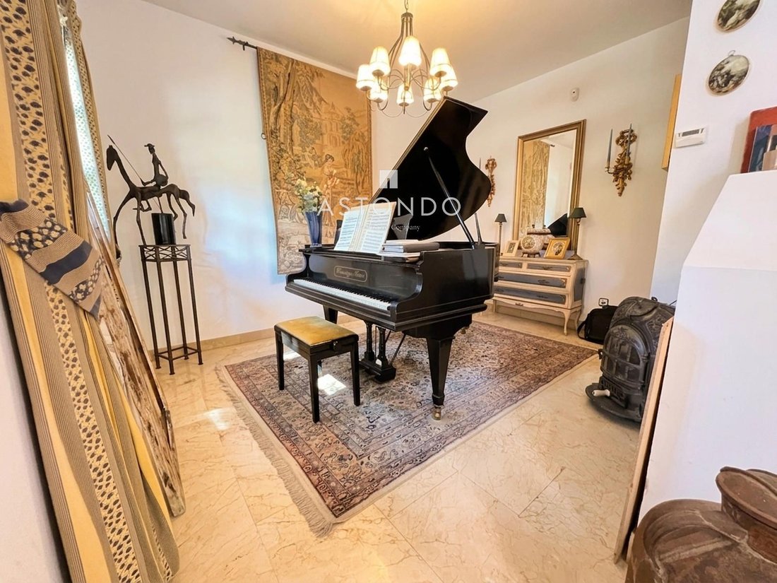 Chalet in Hortaleza, Madrid, Spain 3 - 18934562