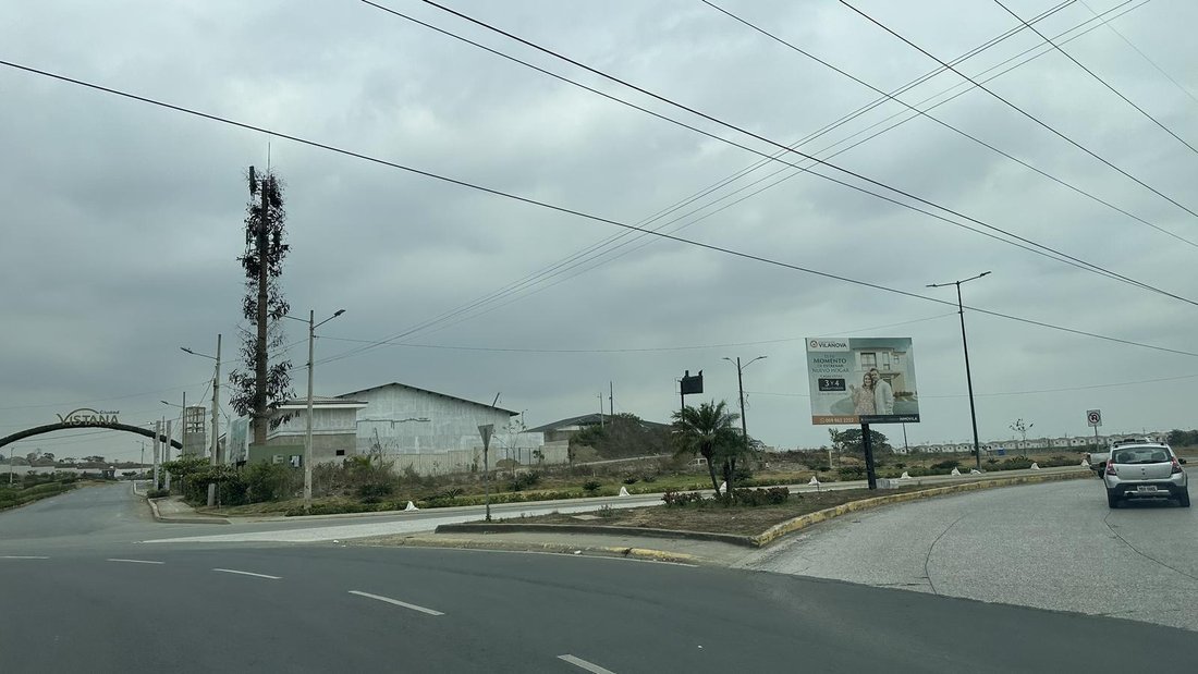 Land in Guayaquil, Guayas, Ecuador 1 - 18933394