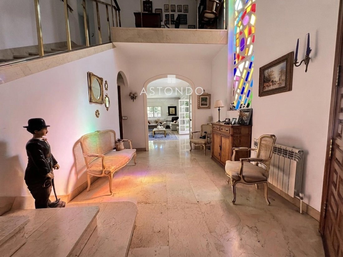 Chalet in Hortaleza, Madrid, Spain 2 - 18934562