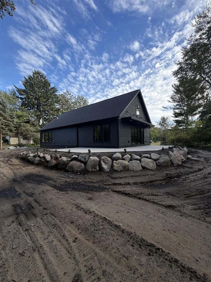 House in Norton Shores, Michigan, United States 5 - 18935961