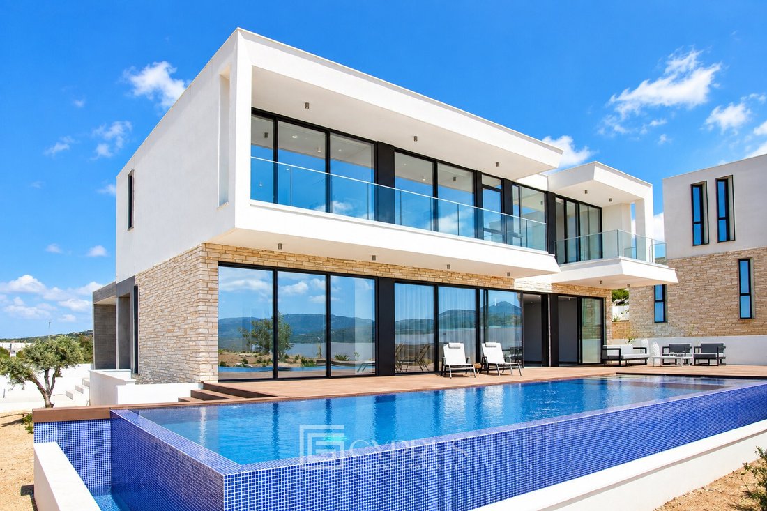 Villa in Peyia, Paphos, Cyprus 3 - 18935537