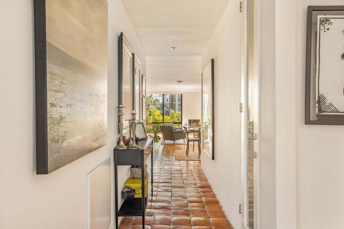 Condo in Los Angeles, California, United States 2 - 18934969