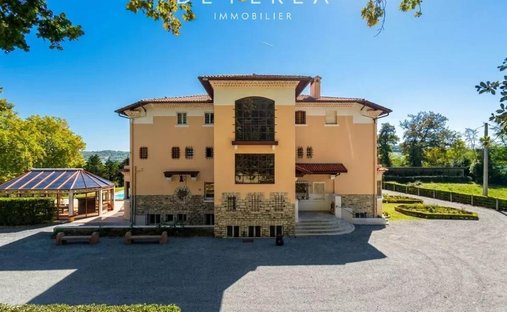 Villa in Bayonne, Nouvelle-Aquitaine, France 1