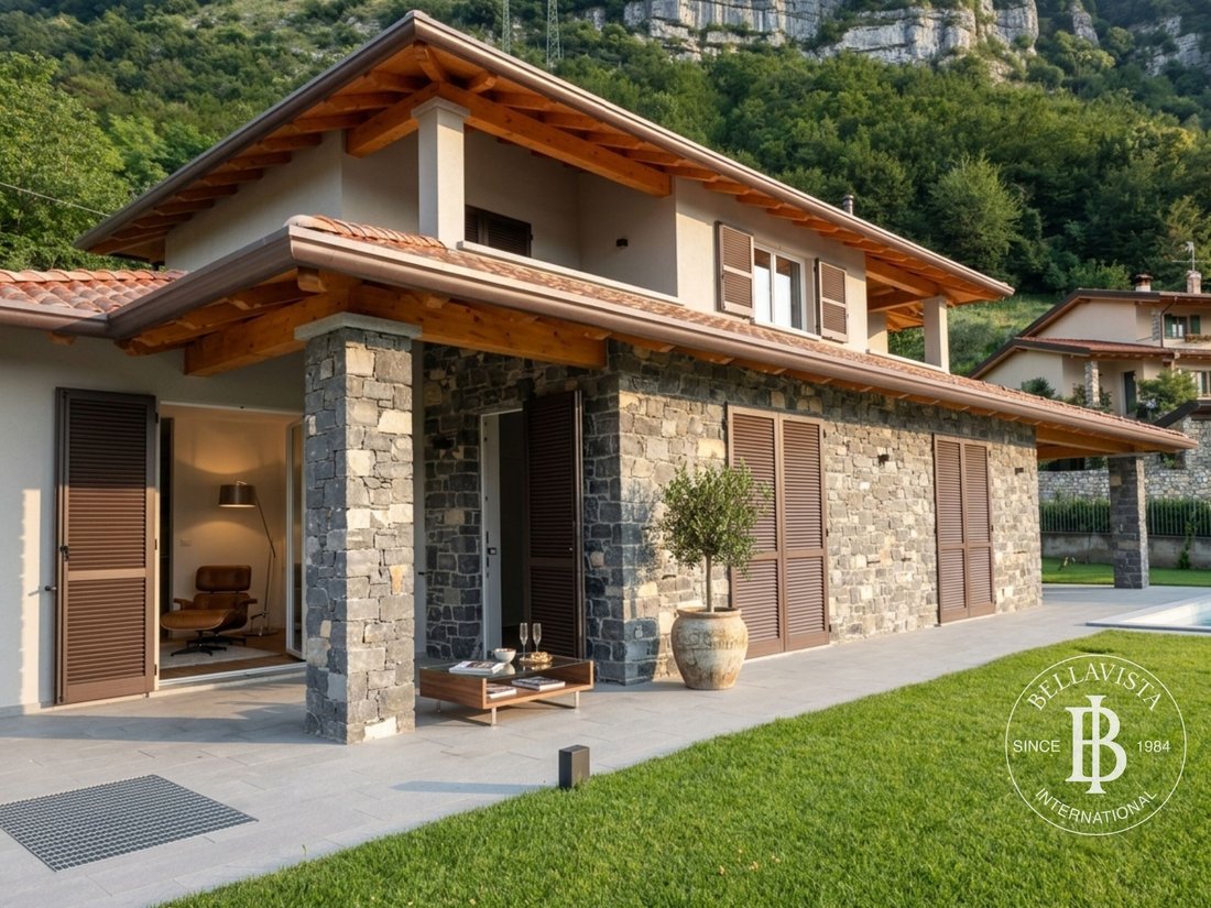 Villa in Lenno, Lombardy, Italy 4 - 18935387