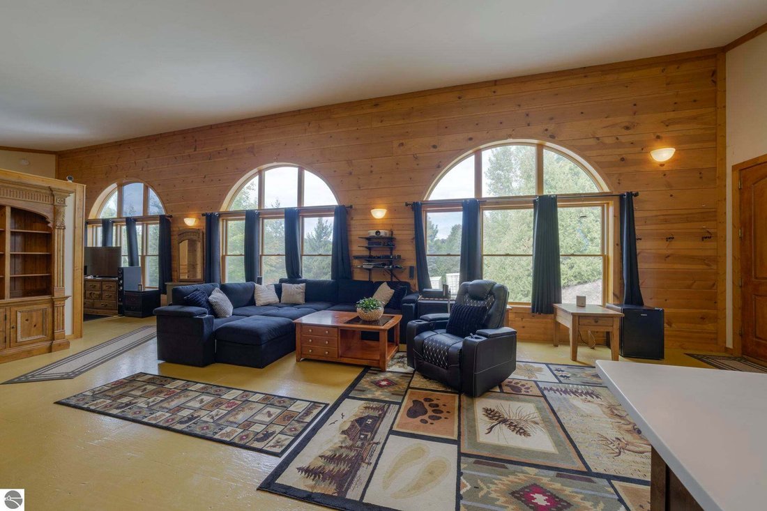 House in Suttons Bay, Michigan, United States 4 - 18933856