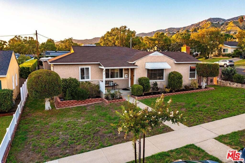House in Burbank, California, United States 4 - 18933790