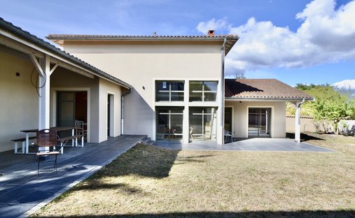 House in Lancie, Auvergne-Rhône-Alpes, France 1