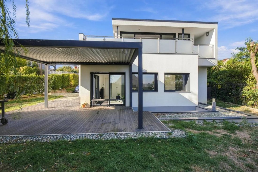 House in Vitry-sur-Seine, Ile-de-France, France 1 - 18935456