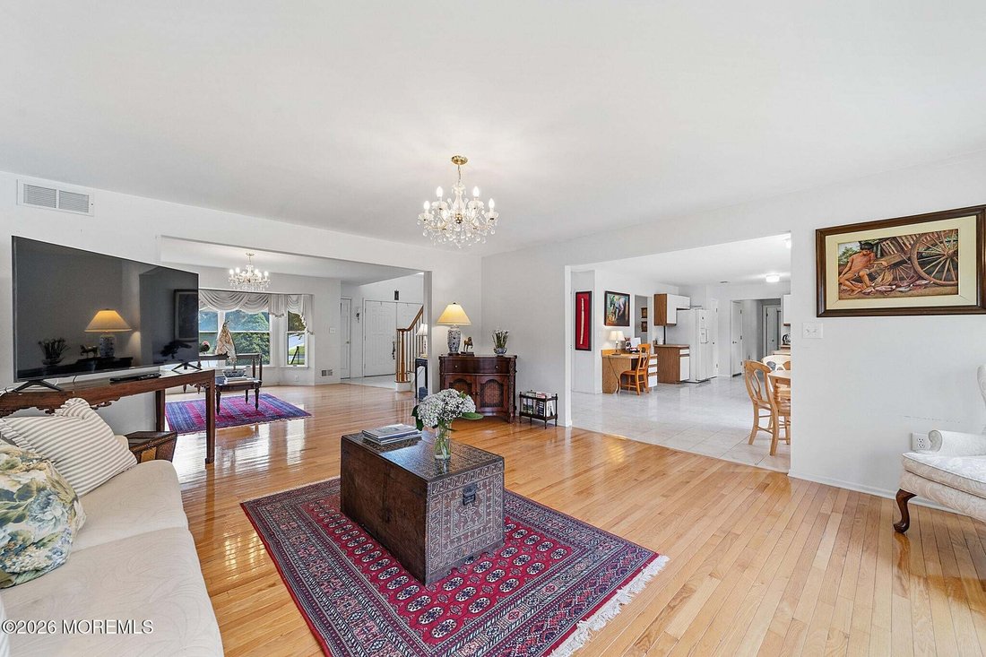 House in Monroe Township, New Jersey, United States 3 - 18933630