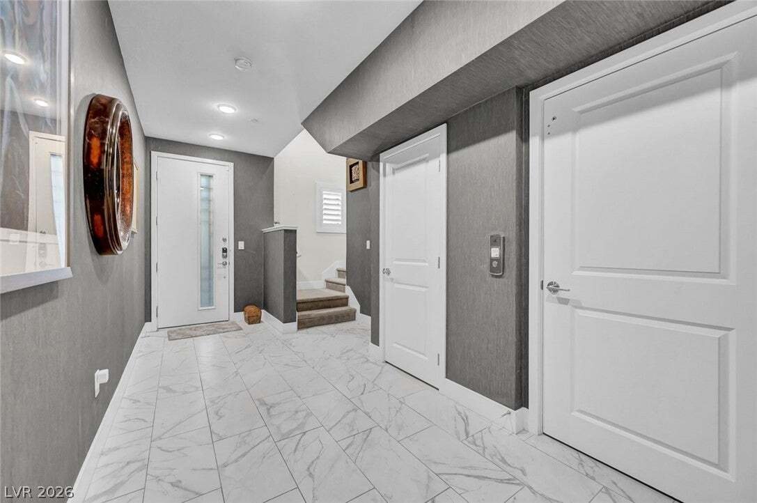 Condo in Las Vegas, Nevada, United States 5 - 18933862