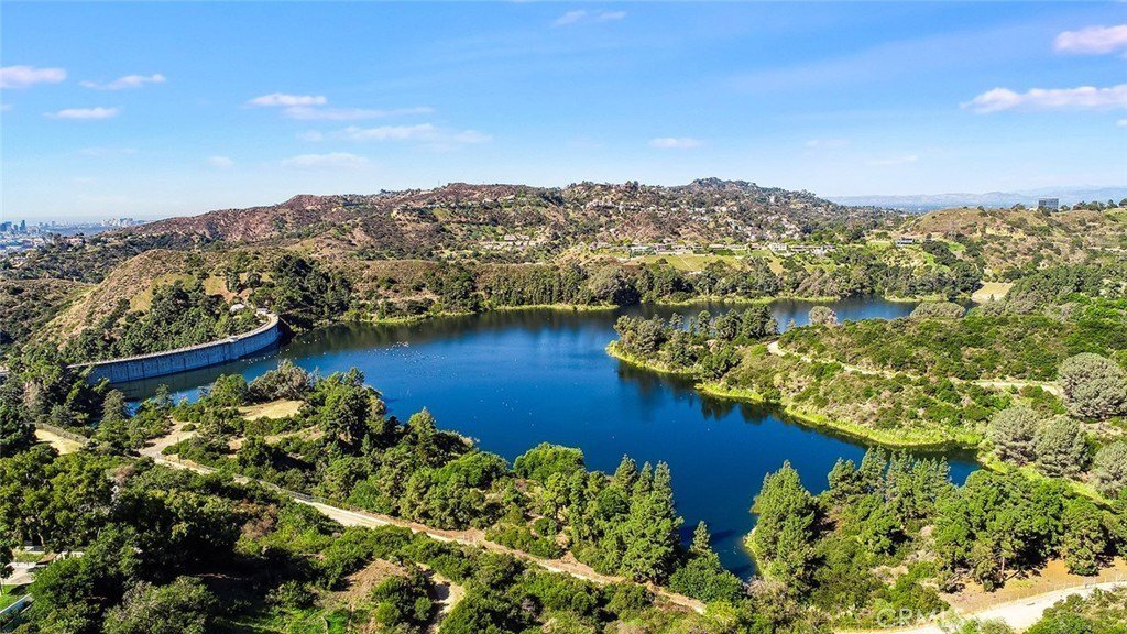 Land in Los Angeles, California, United States 1 - 18936284