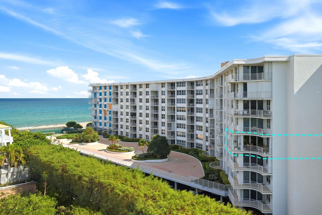 Co Op in Palm Beach, Florida, United States 1 - 18934251