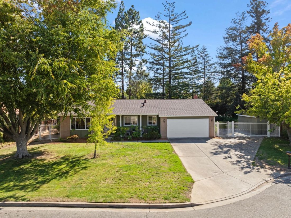 House in Saratoga, California, United States 3 - 18933879