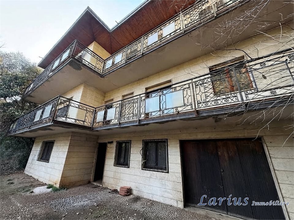 Villa in Ponte Lambro, Lombardy, Italy 3 - 18933676