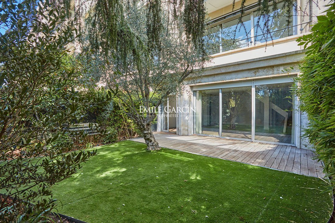 Apartment in La Plaine des Sablons, Neuilly-sur-Seine, France 1 - 18935779