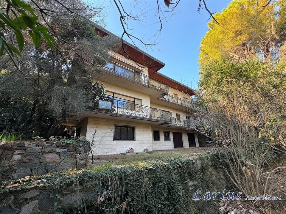 Villa in Ponte Lambro, Lombardy, Italy 1 - 18933676