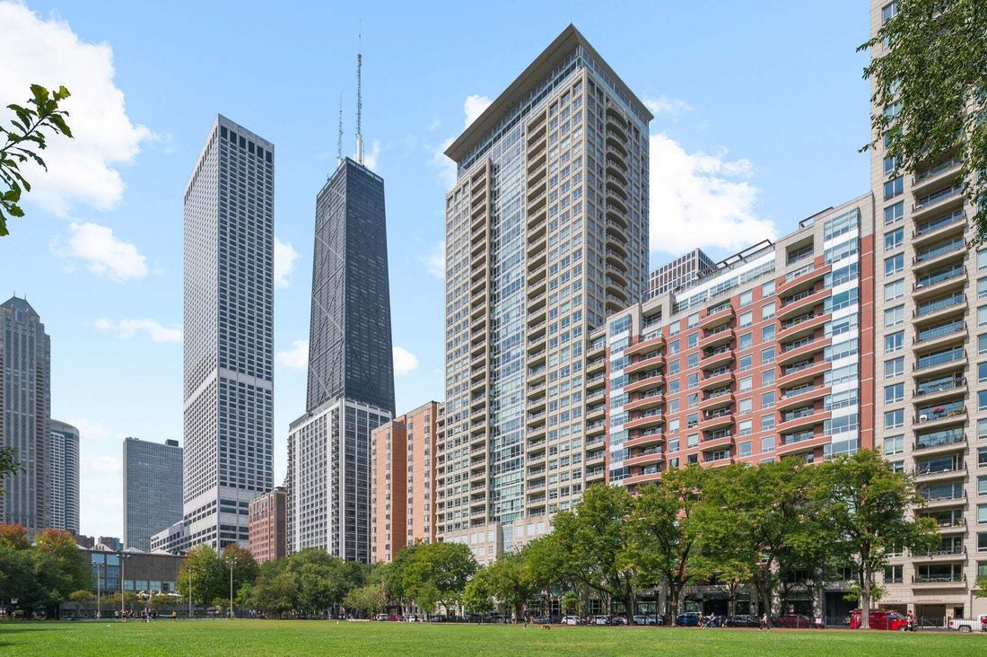 Condo in Chicago, Illinois, United States 1 - 18934865