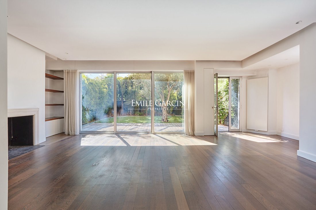 Apartment in La Plaine des Sablons, Neuilly-sur-Seine, France 4 - 18935779