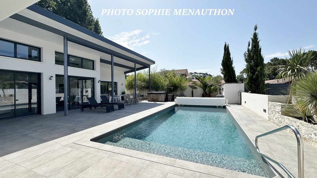 Villa in Bénesse-Maremne, Nouvelle-Aquitaine, France 1 - 18935205