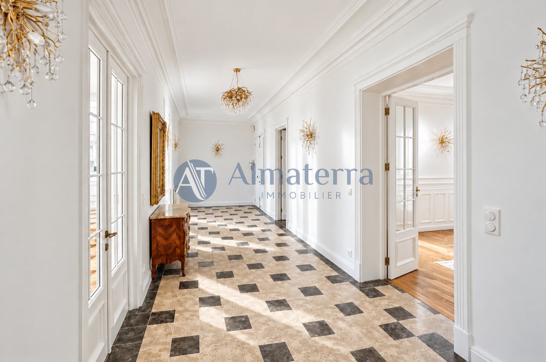 Apartment in Bois de Boulogne, Paris 16e Arrondissement, Paris 4 - 18935546