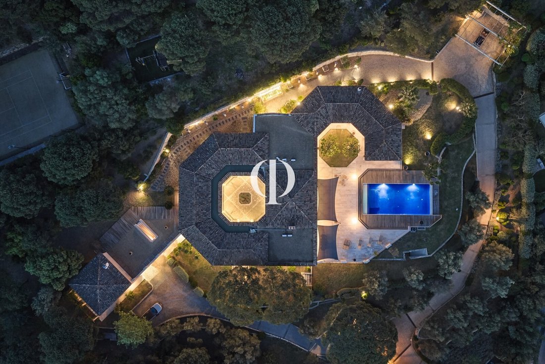 Villa in Nartelle-Noyer-Bellevue-bd des Sardinaux, Sainte-Maxime, France 5 - 17865592
