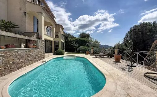 Villa in Tourrette-Levens, Provence-Alpes-Côte d'Azur, France 1