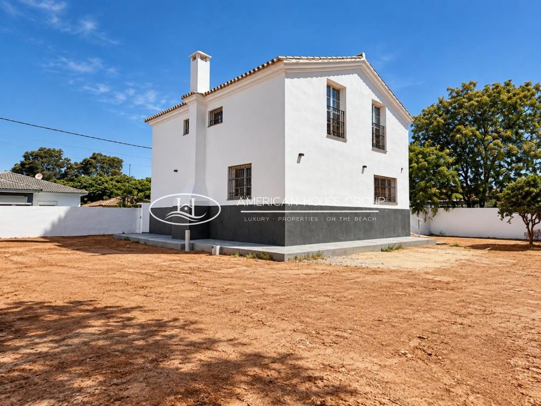 Chalet in Chiclana de la Frontera, Andalusia, Spain 4 - 18933873