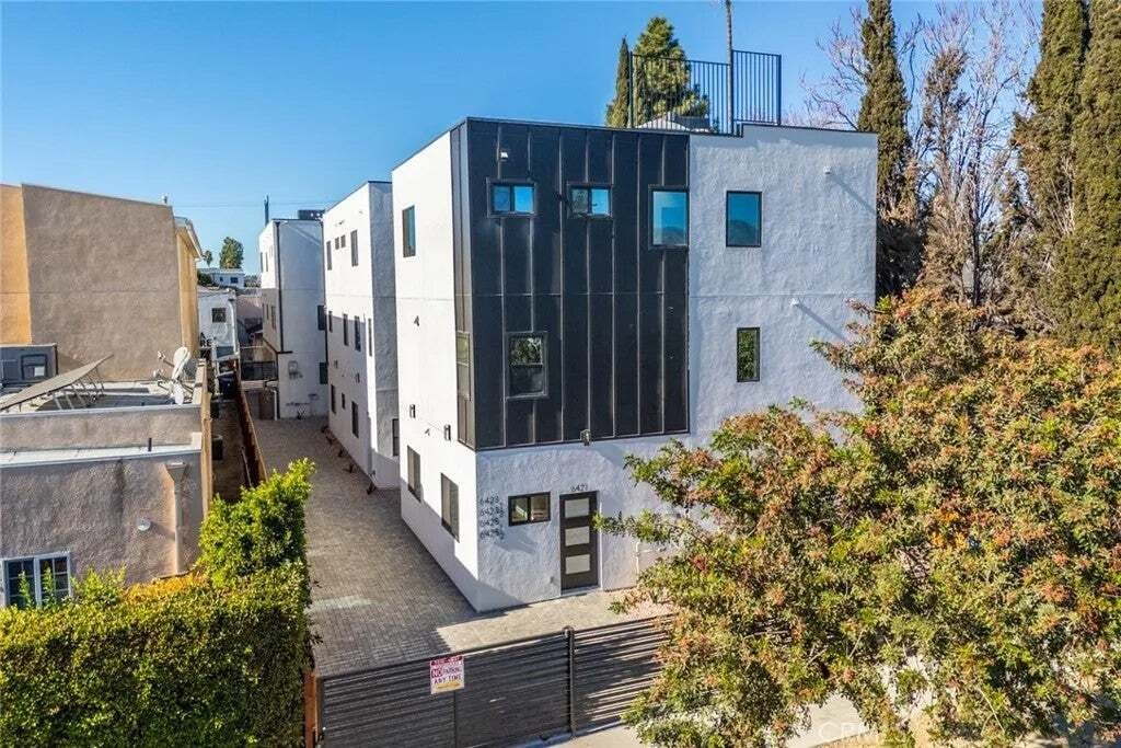 Los Angeles, California, United States 1 - 18934653