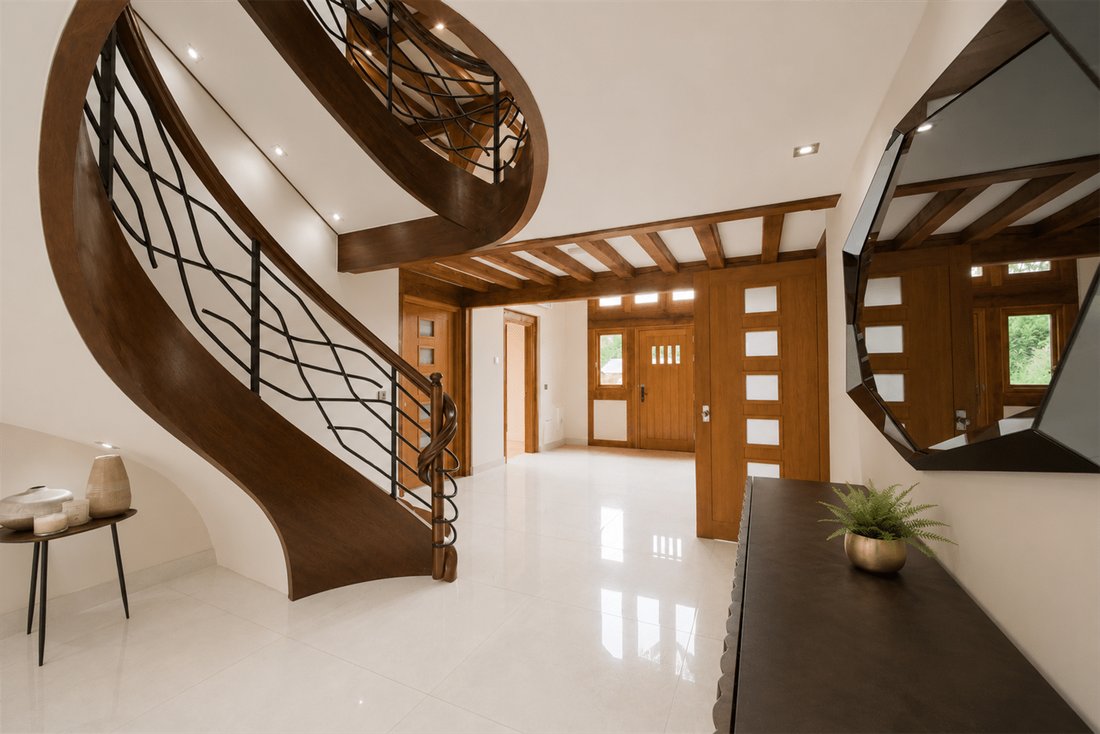 House in High Beech, Loughton, England 3 - 18930738