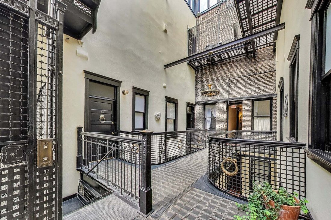 Condo in Chicago, Illinois, United States 3 - 18935028