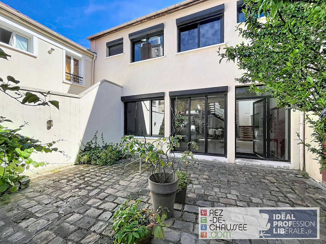 House in Gennevilliers, Ile-de-France, France 1 - 18935531