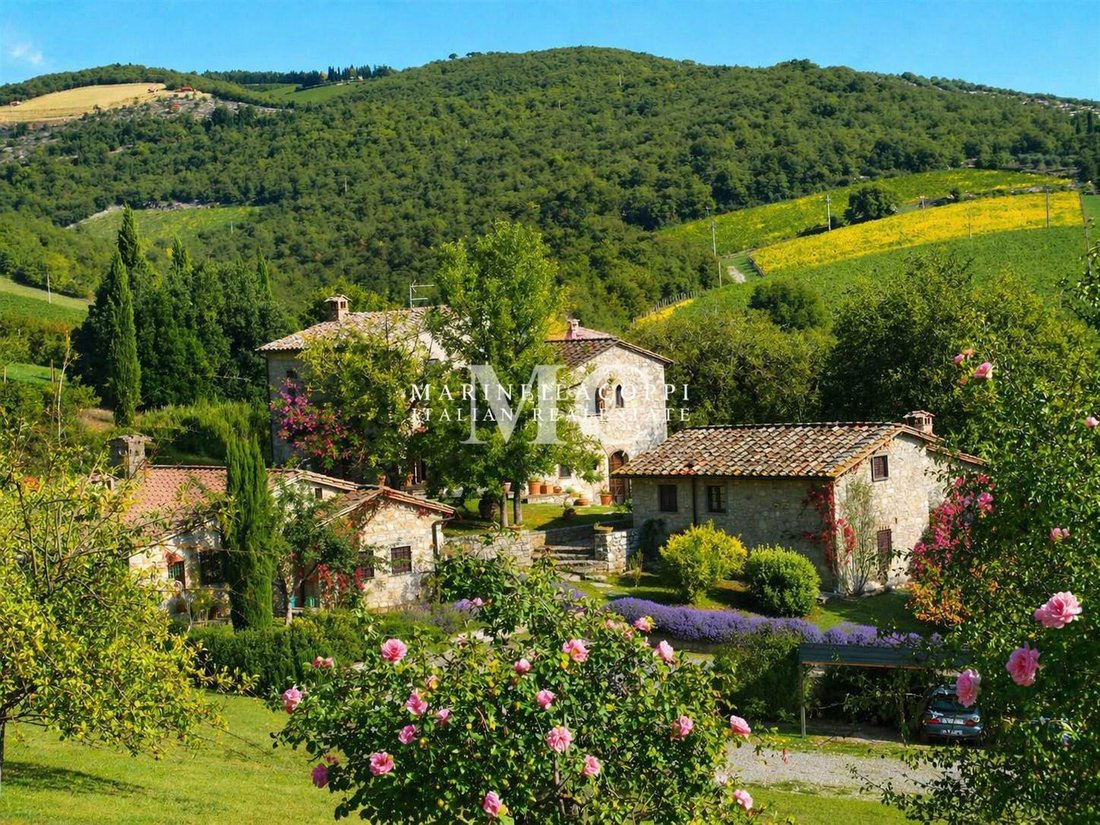 Farm Ranch in Radda in Chianti, Tuscany, Italy 4 - 18935283