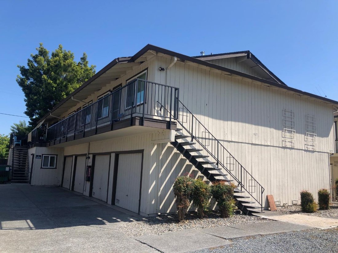 San Jose, California, United States 1 - 18933930