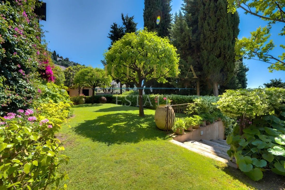 Villa en Costa Azul, Provenza-Alpes-Costa Azul, Francia 4 - 18842226