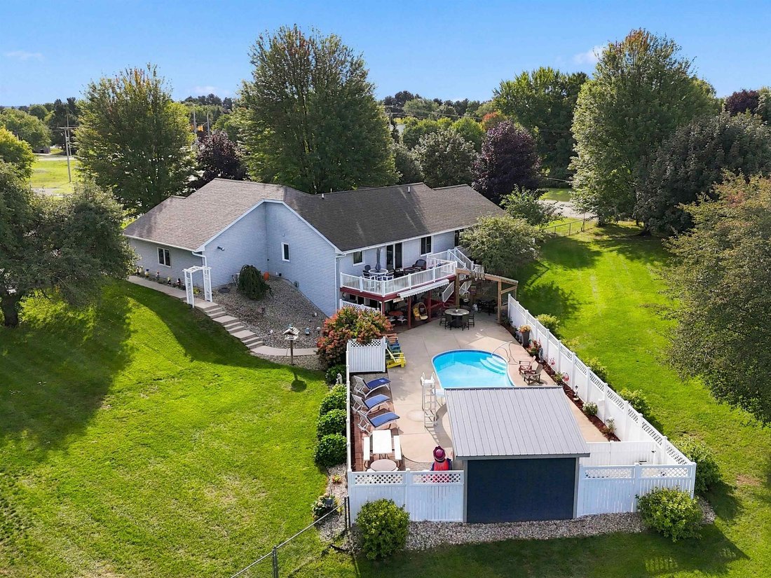House in Garfield Township, Michigan, United States 1 - 18935005