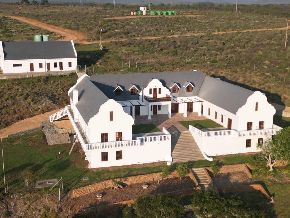 Farm Ranch in Swellendam, Western Cape, South Africa 1 - 18924339